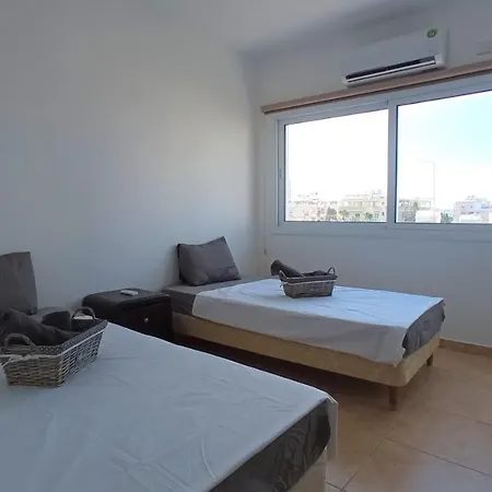 5 Min To The Shared - Private In 3 Bdr Appartement