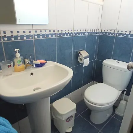 Διαμέρισμα 5 Min To The Shared - Private In 3 Bdr *