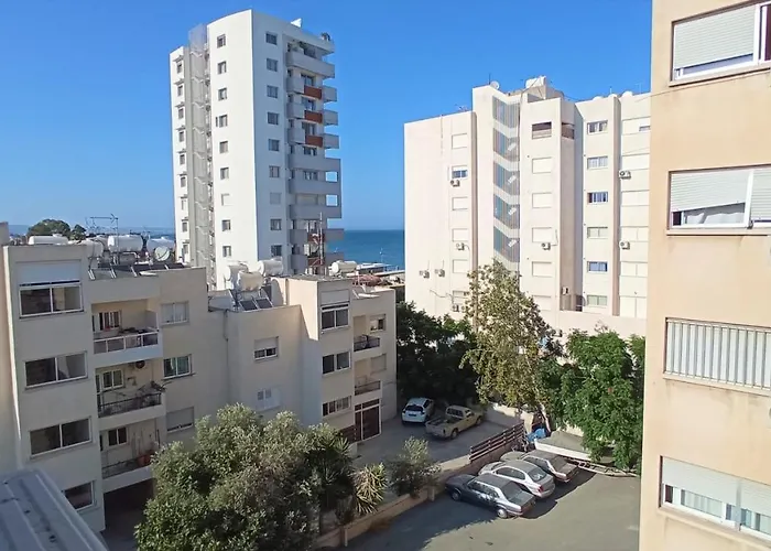 Apartamento 5 Min To The Shared - Private In 3 Bdr Lárnaca