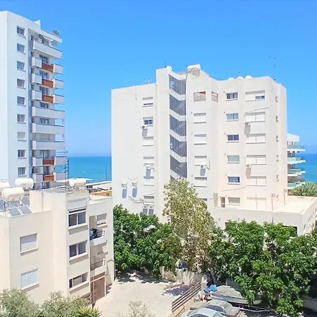 شقة 5 Min To The Shared - Private In 3 Bdr لارنكا